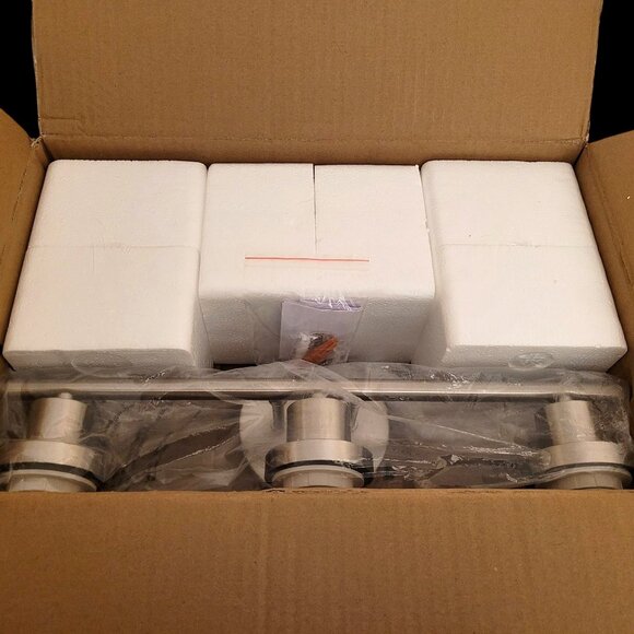 Unicozin 3-Light Brushed Nickel Wall Sconce Clear Glass E26 Model RJ-WR03 NEW - Picture 5 of 10